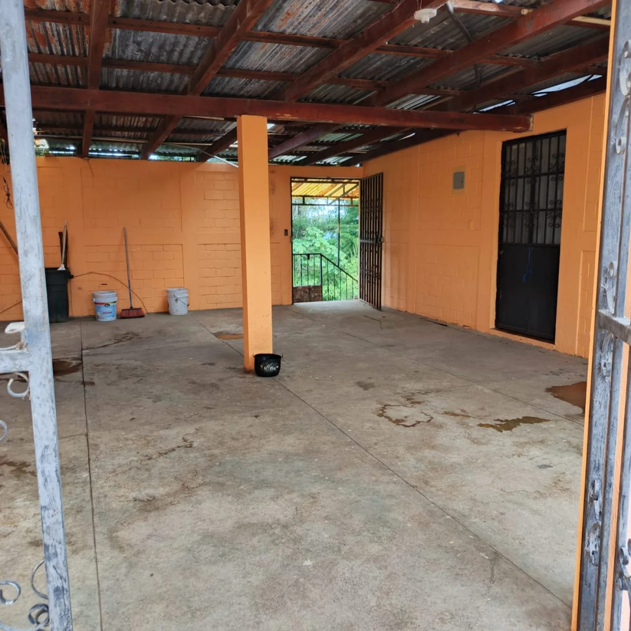 Terreno amplio con casa en CAES — Terreno en Venta en Granja Buenos Aires, Carretera a El Salvador, Guatemala, Ciudad — foto 3 de 17