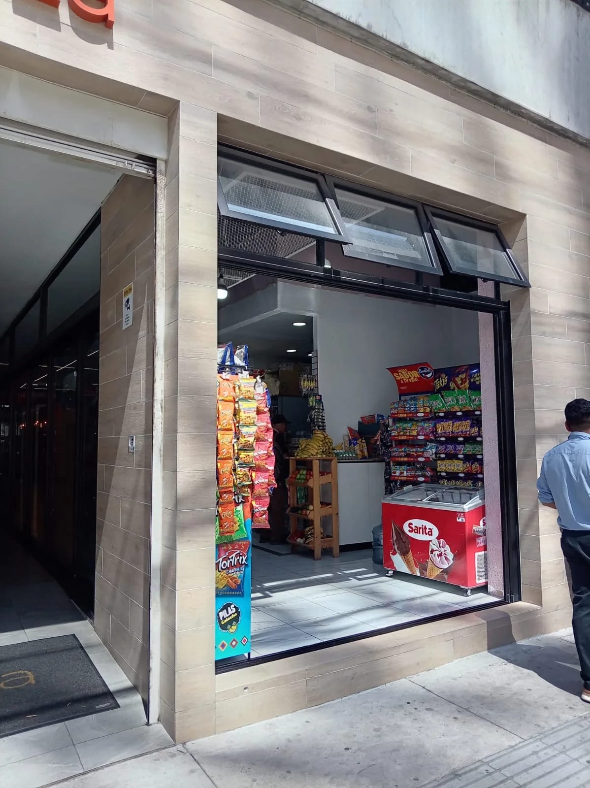 Local en Renta – Estratégica Ubicación en Zona 10 — Local en Alquiler en Zona 10, Guatemala, Ciudad — foto 15 de 15