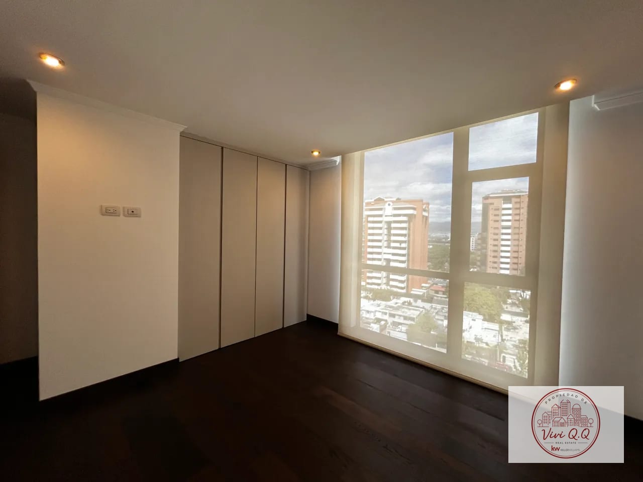 Dormitorio 2 — Apartamento Inteligente de Lujo en Renta Zona 14 — Apartamento en Alquiler en Ikonia, Zona 14, Guatemala, Ciudad — foto 6 de 17