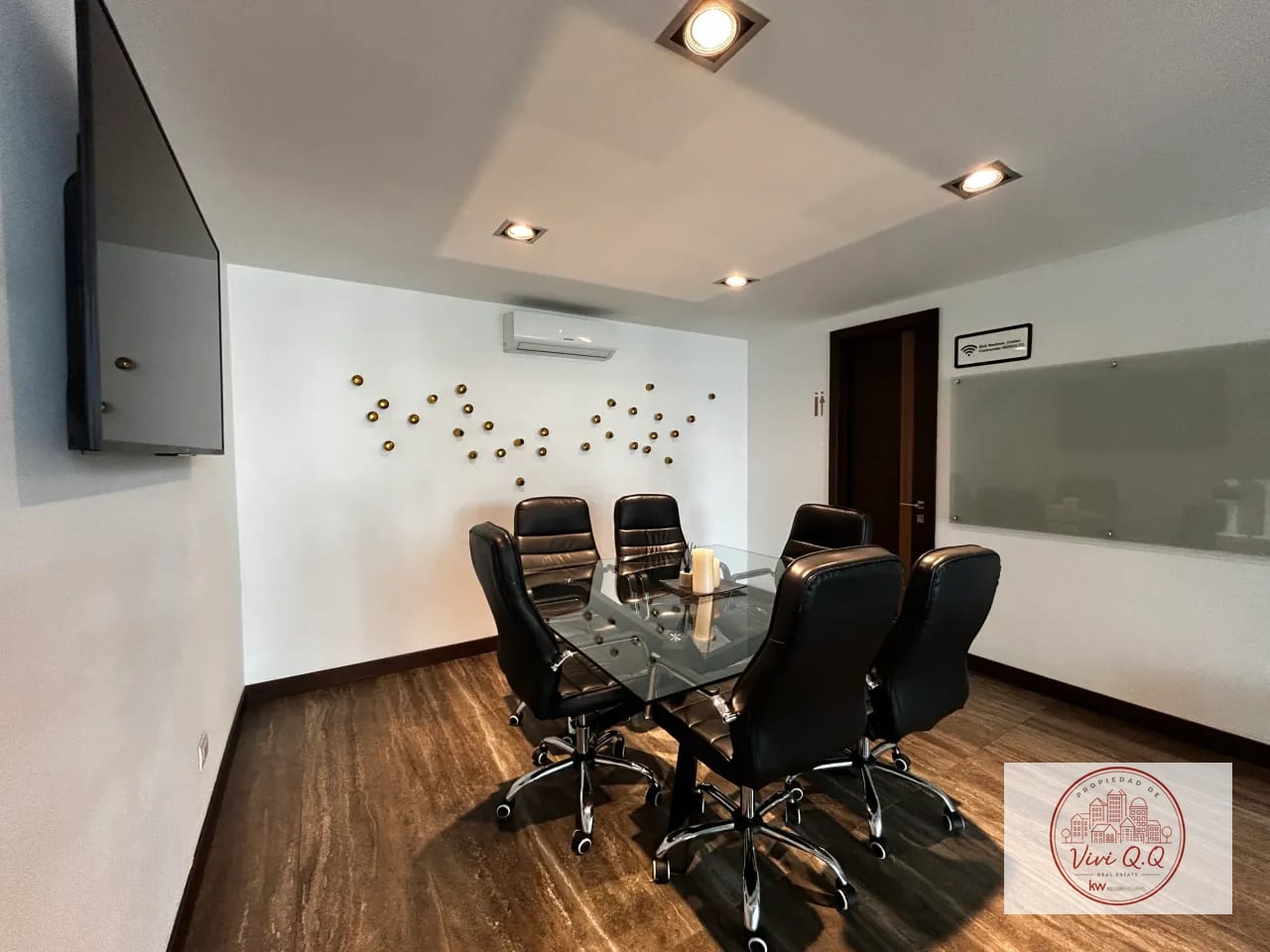 Co-Working — Apartamento Inteligente de Lujo en Renta Zona 14 — Apartamento en Alquiler en Ikonia, Zona 14, Guatemala, Ciudad — foto 9 de 17