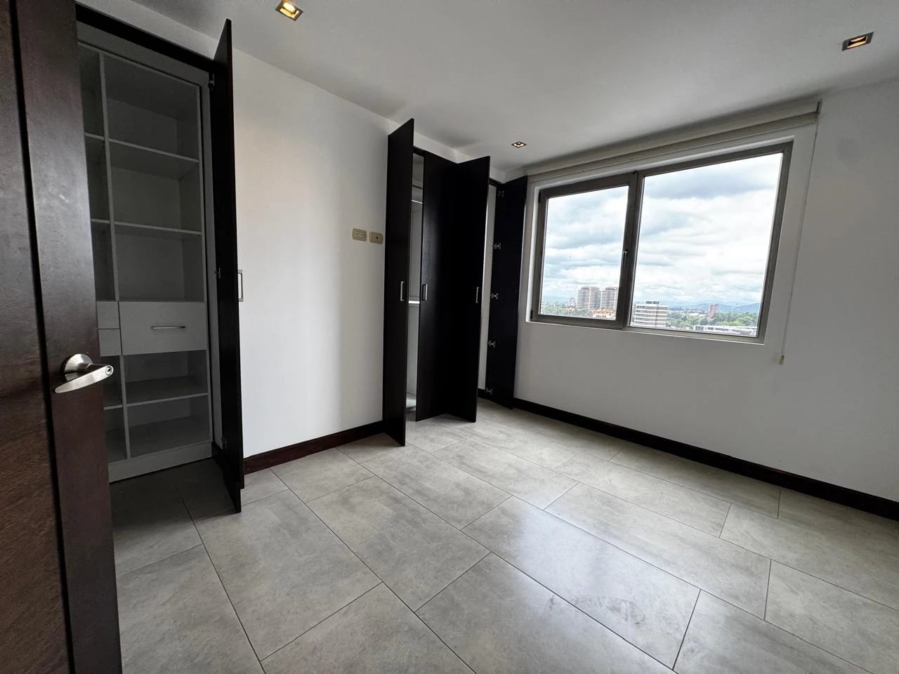Apartamento en Venta – Torre NEO, Zona 10 — Apartamento en Venta en Neo Apartamentos, Zona 10, Guatemala, Ciudad — foto 7 de 16