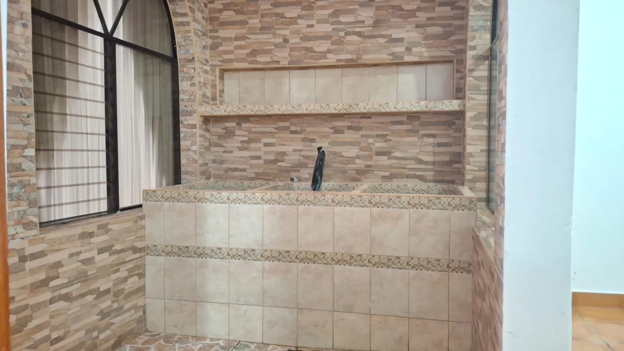 Casa En Venta Zona 18 — Casa en Venta en Zona 18, Guatemala, Ciudad — foto 9 de 10