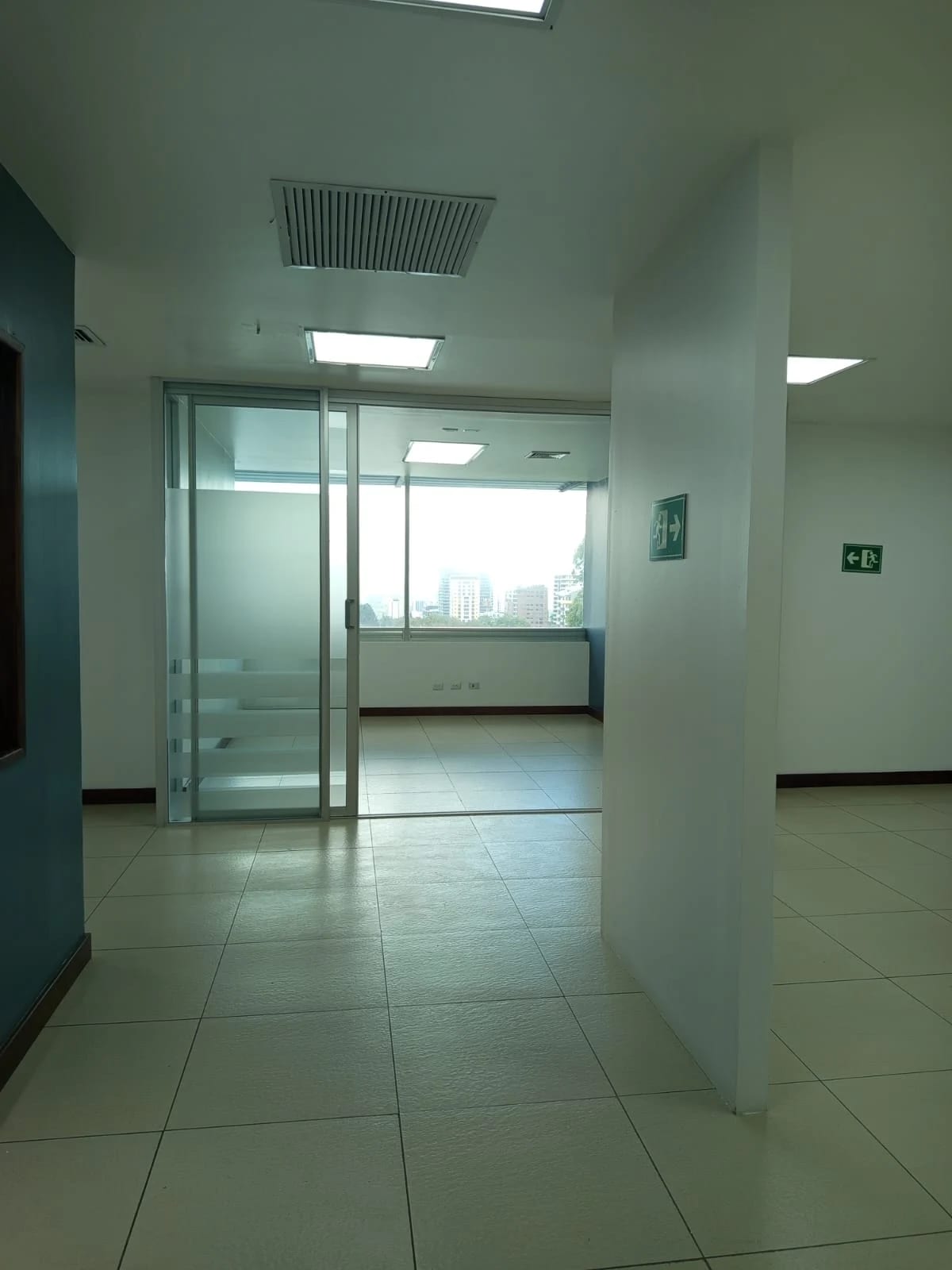 Se Renta Oficina en Edificio Avante Zona 15 — Oficina en Alquiler en Zona 15, Guatemala, Ciudad — foto 7 de 17