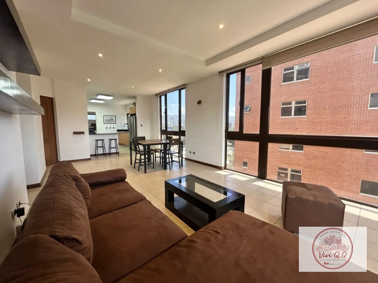 Renta Apartamento de Nivel Completo con Vistas 360° en Zona 15 — Apartamento en Alquiler en El Robledal, Zona 15, Guatemala, Ciudad — foto 2 de 12