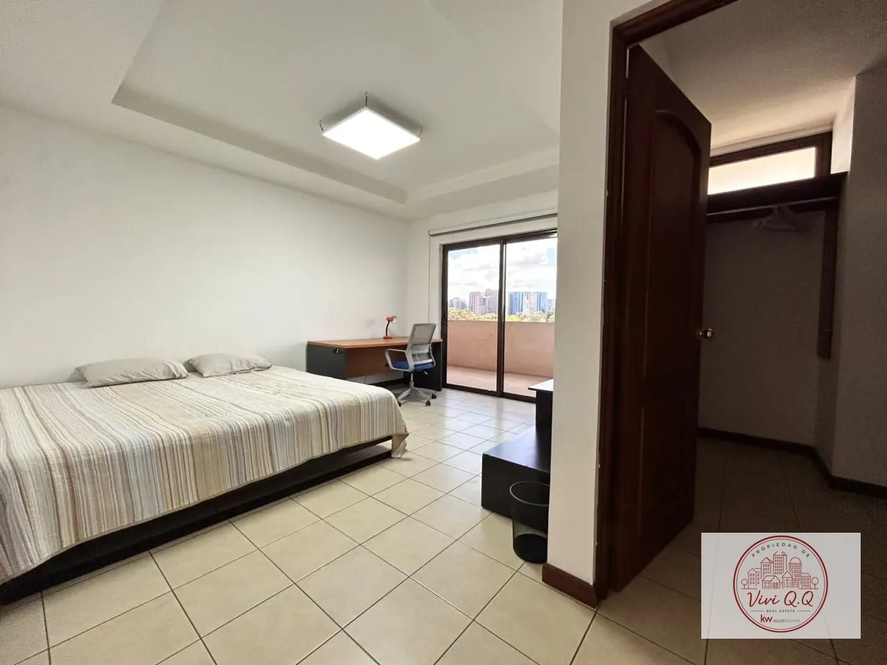 Renta Apartamento de Nivel Completo con Vistas 360° en Zona 15 — Apartamento en Alquiler en El Robledal, Zona 15, Guatemala, Ciudad — foto 7 de 12