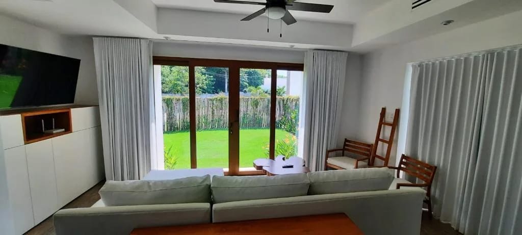 Sala — Exclusiva Villa de Descanso en Residencial La Mar, Monterrico — Casa vacacional en Venta en Taxisco, Santa Rosa — foto 3 de 9