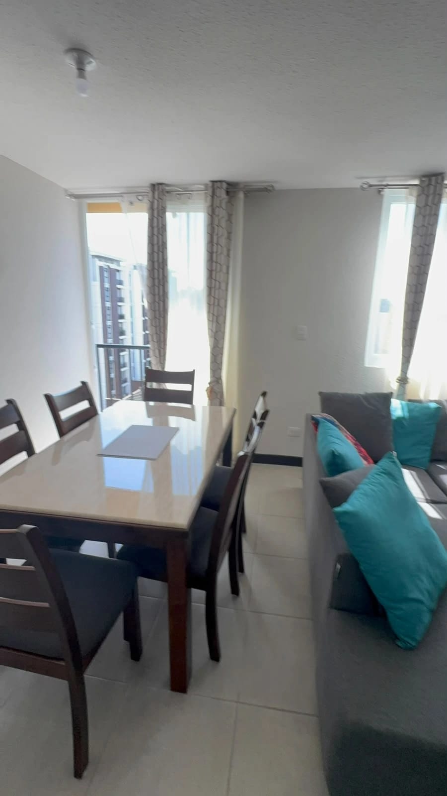Apartamento en Renta — Apartamento en Alquiler en Zona 12, Guatemala, Ciudad — foto 5 de 16