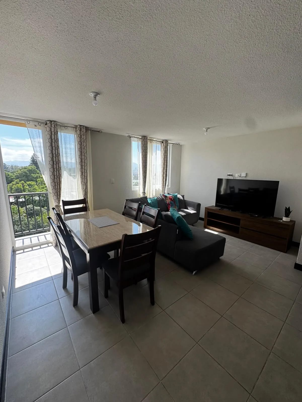 Apartamento en Renta — Apartamento en Alquiler en Zona 12, Guatemala, Ciudad — foto 6 de 16