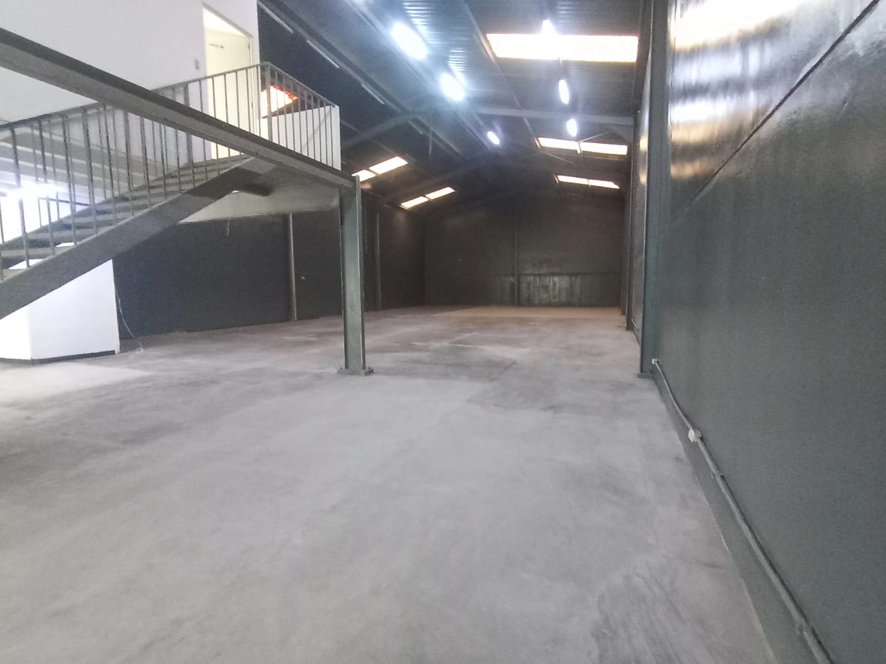 Ofibodega en renta en Villa Nueva — Bodega / Ofibodega en Alquiler en Villa Nueva, Guatemala, Ciudad — foto 3 de 10