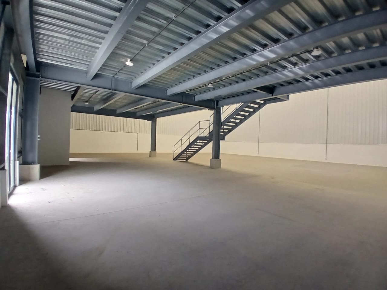 Bodega en venta en Amatitlán — Bodega / Ofibodega en Venta en Amatitlán, Guatemala, Ciudad — foto 4 de 8
