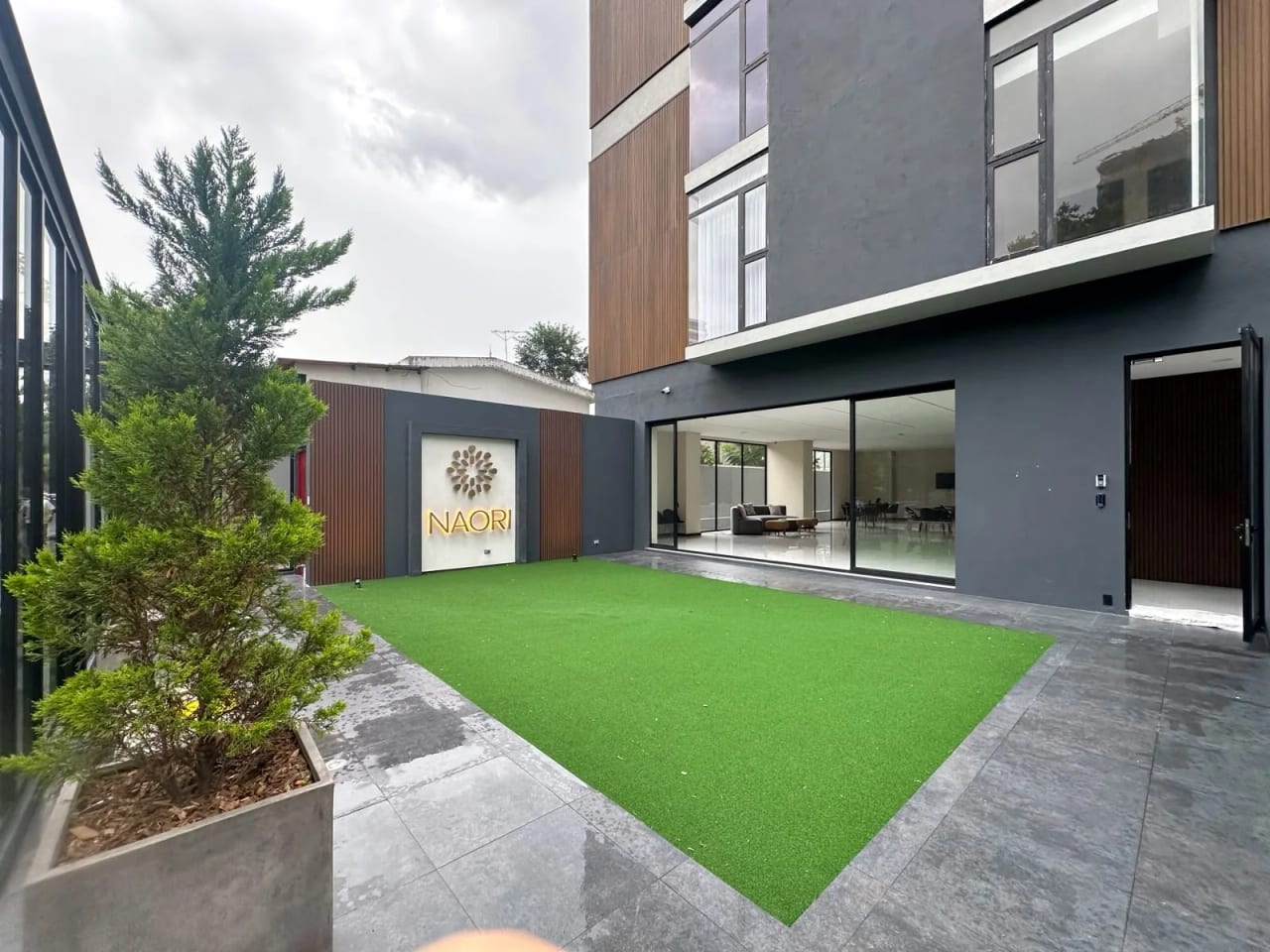 Área social — APARTAMENTO EN VENTA Edificio Naori Zona 10 — Apartamento en Venta en Naori, Zona 10, Guatemala, Ciudad — foto 12 de 15
