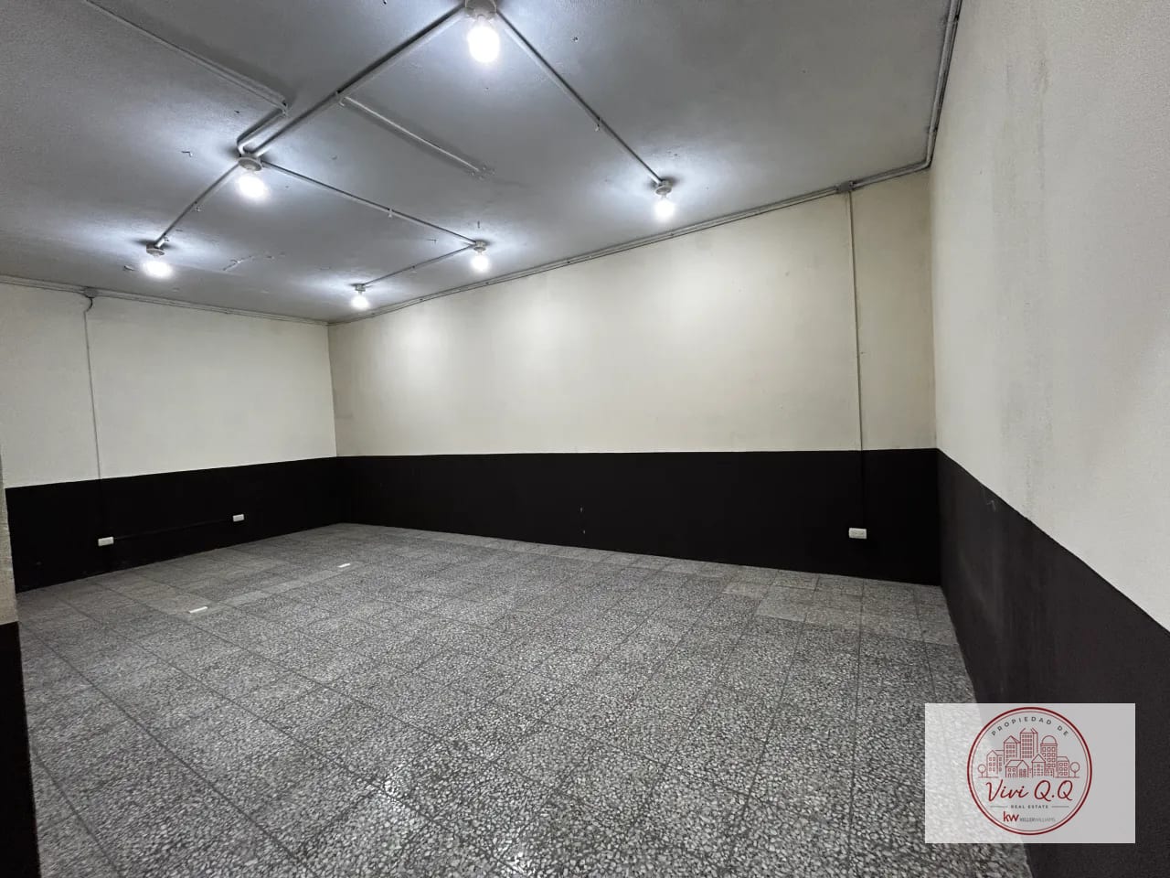 Edificio Comercial a Orilla de Carretera a Taxisco (2 Niveles) — Edificio en Alquiler en Escuintla, Escuintla — foto 6 de 17