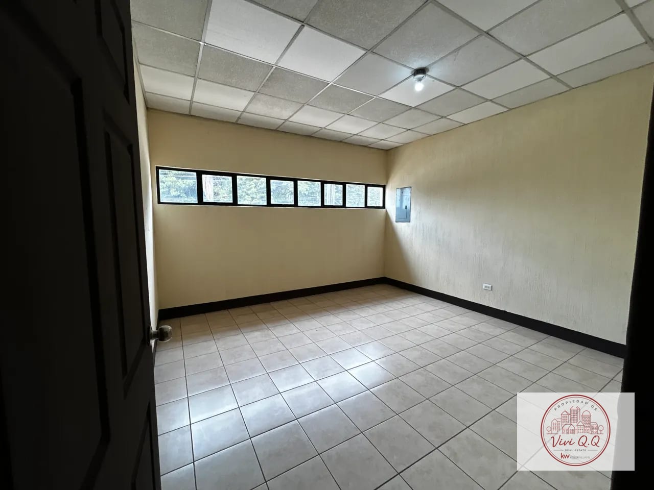 Edificio Comercial a Orilla de Carretera a Taxisco (2 Niveles) — Edificio en Alquiler en Escuintla, Escuintla — foto 12 de 17