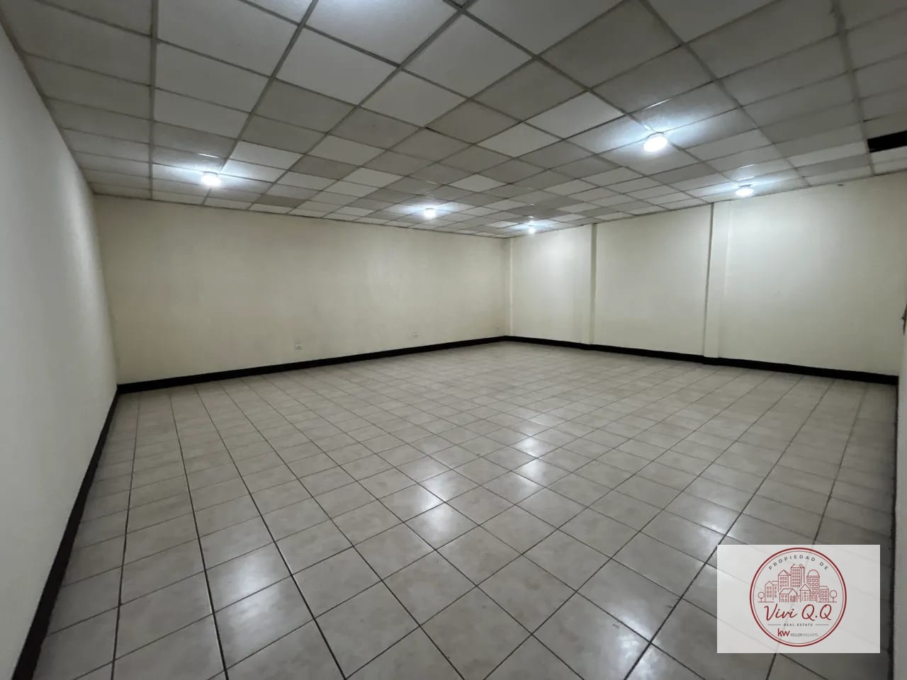 Edificio Comercial a Orilla de Carretera a Taxisco (2 Niveles) — Edificio en Alquiler en Escuintla, Escuintla — foto 13 de 17