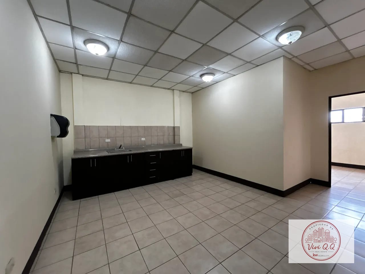 Edificio Comercial a Orilla de Carretera a Taxisco (2 Niveles) — Edificio en Alquiler en Escuintla, Escuintla — foto 14 de 17
