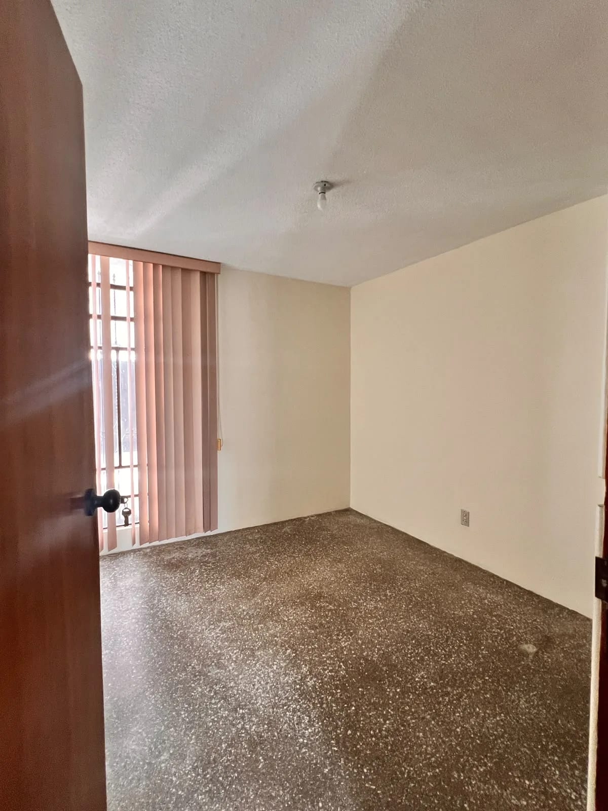 Casa En Renta en Zona 11 — Casa en Alquiler en Zona 11, Guatemala, Ciudad — foto 9 de 15