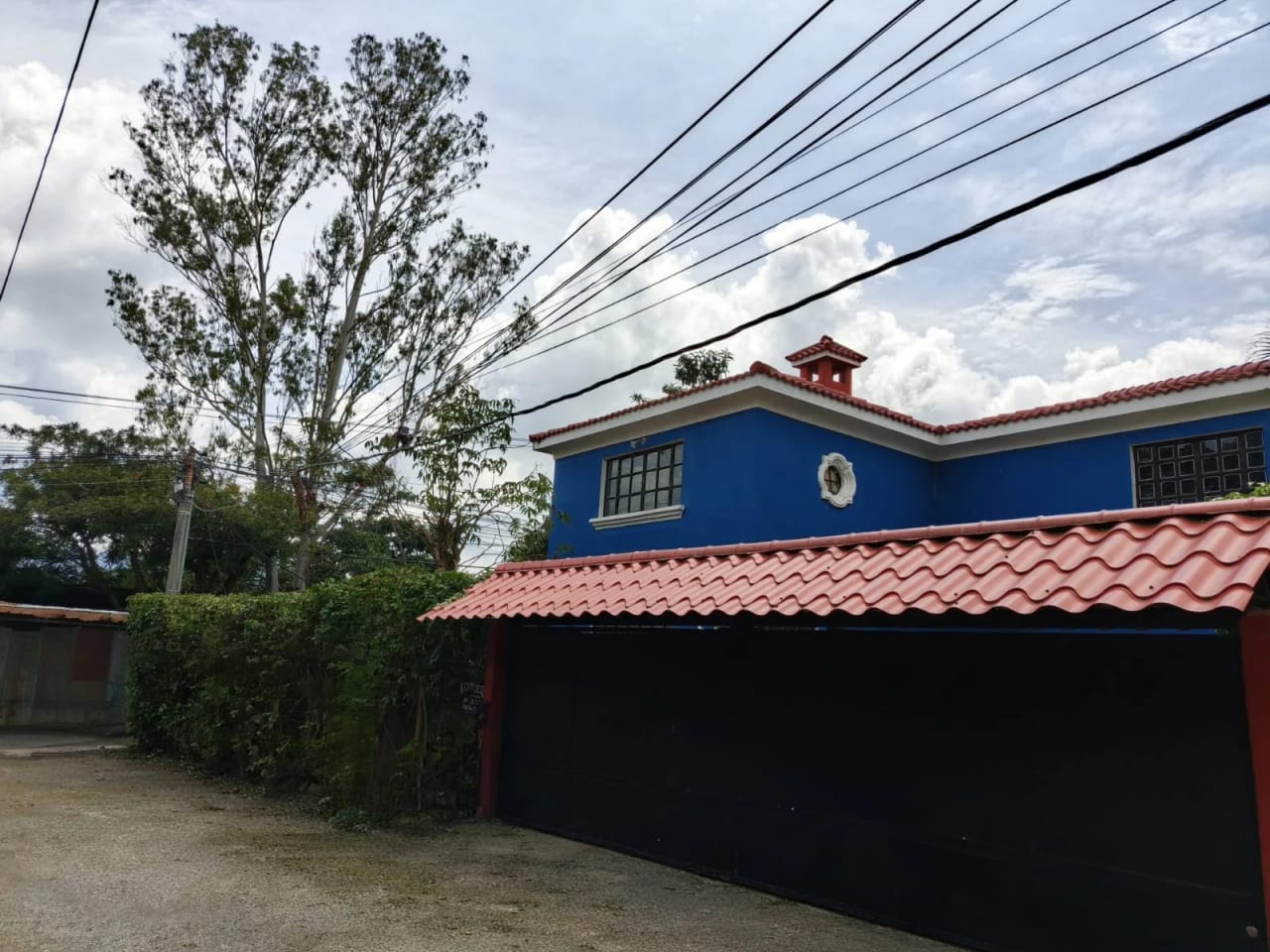 Casa En Venta zona 16 Colonia Montesano — Casa en Venta en Santa Rosita, Zona 16, Guatemala, Ciudad — foto 2 de 17