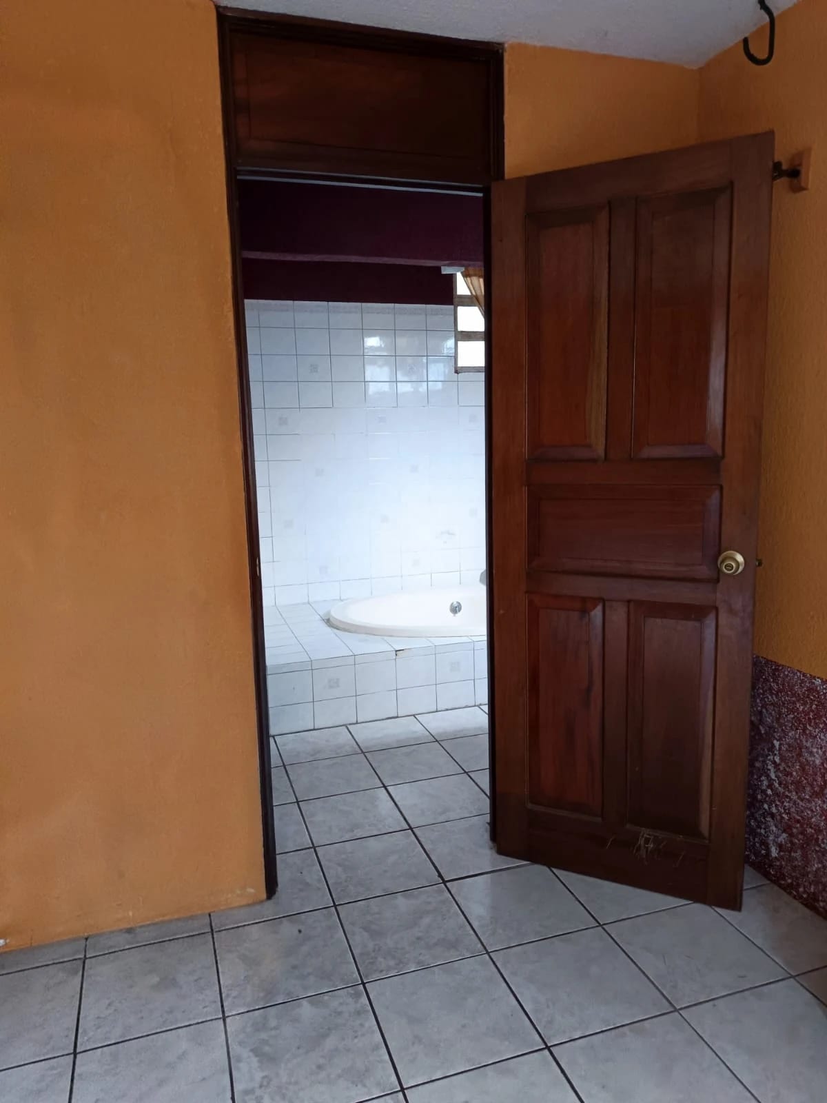 Casa En Venta zona 16 Colonia Montesano — Casa en Venta en Santa Rosita, Zona 16, Guatemala, Ciudad — foto 10 de 17