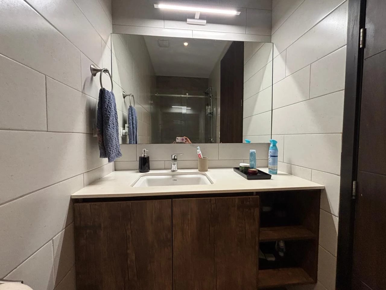 Apartamento en Venta en Habitat Ciudad Vieja, zona 10 — Apartamento en Venta en Habitat Ciudad Vieja, Zona 10, Guatemala, Ciudad — foto 6 de 17