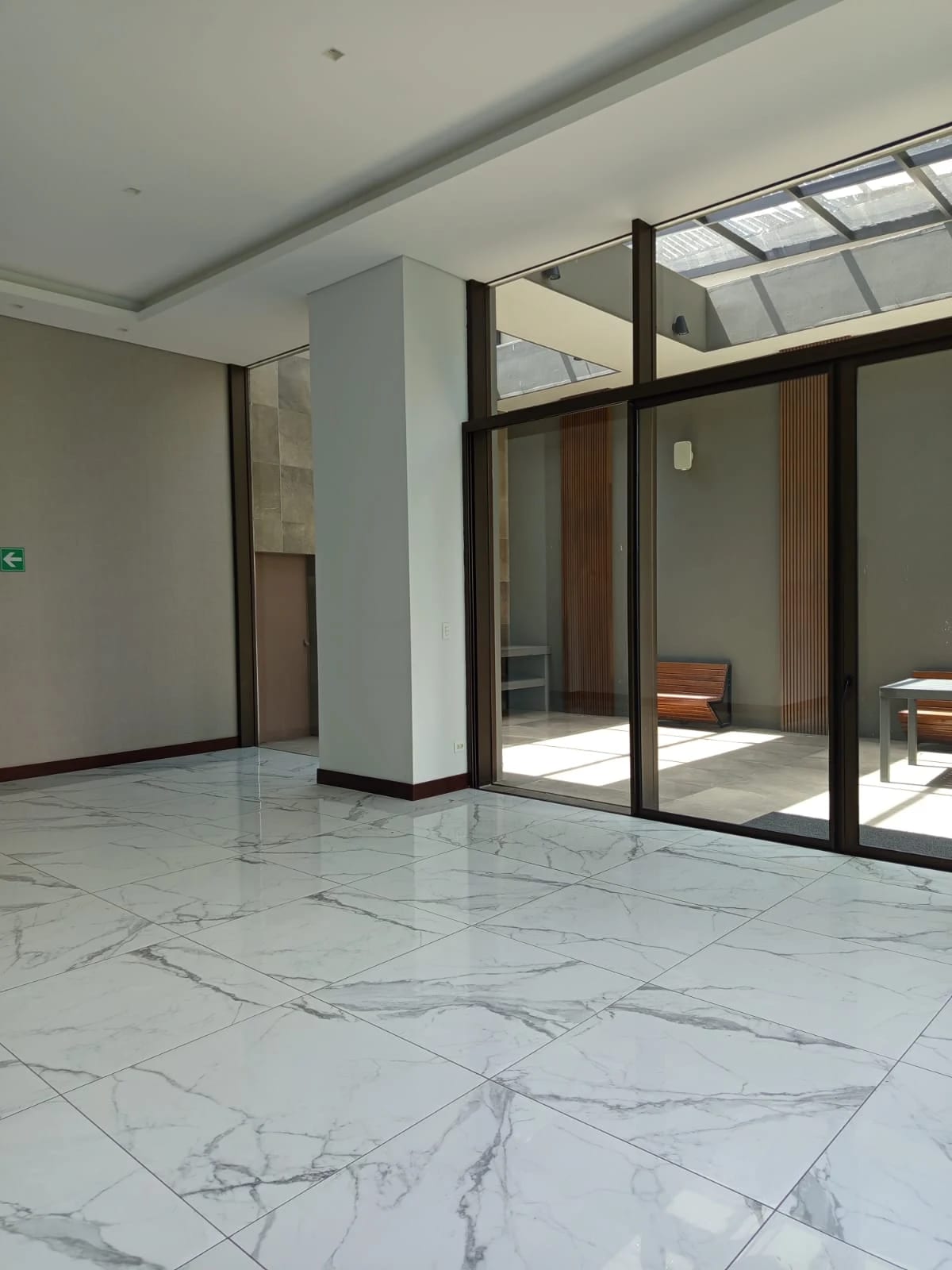 Apartamento de Lujo en Renta y Venta en zona 14 de 2 habitaciones — Apartamento en Venta en Zona 14, Guatemala, Ciudad — foto 11 de 17