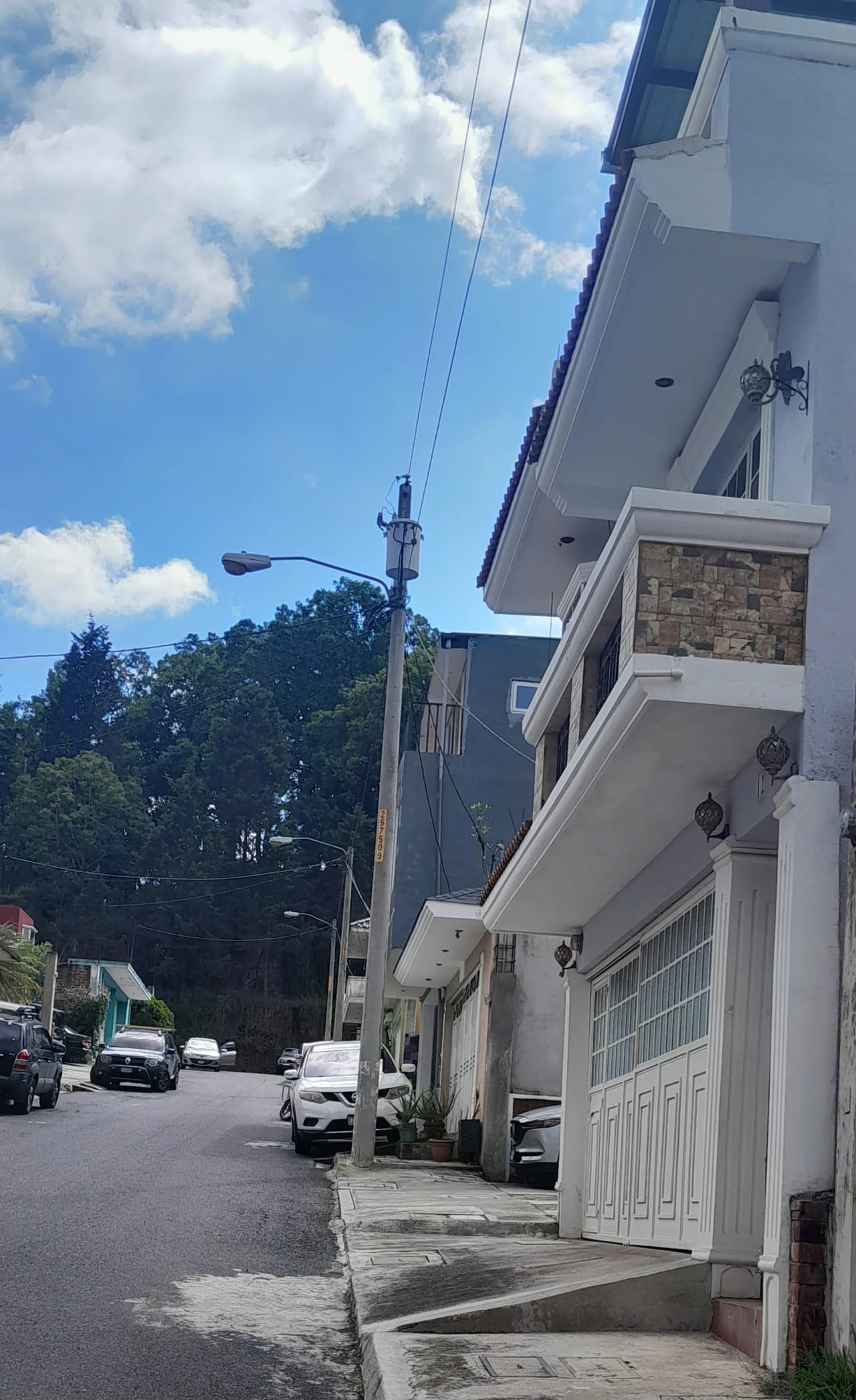 Casa en Venta Residencial los Olivos Z.18 Guatemala — Casa en Venta en los olivos, Zona 18, Guatemala, Ciudad — foto 4 de 17