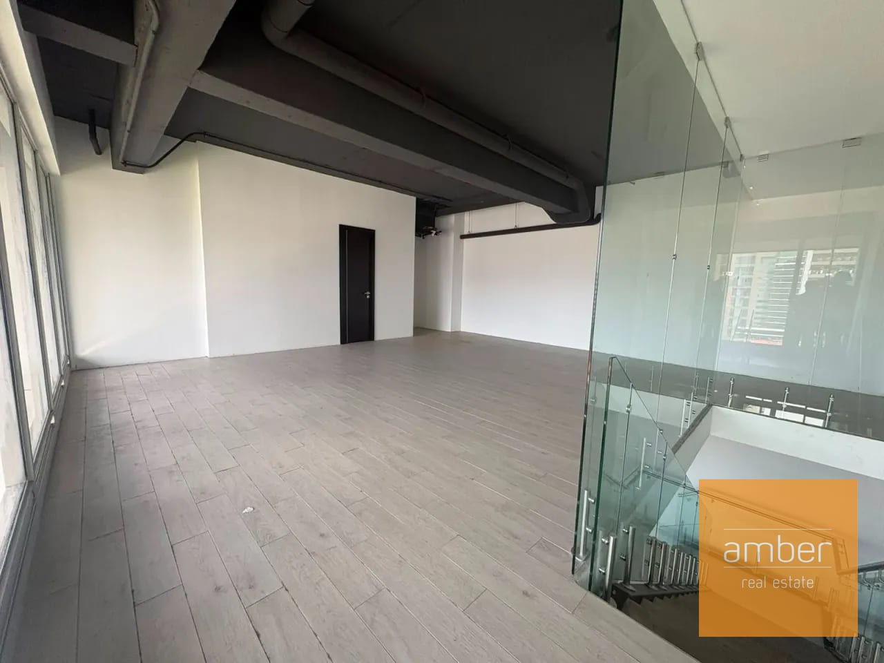 Oficina en Vasanta, zona 10 — Oficina en Venta en Vasanta, Zona 10, Guatemala, Ciudad — foto 1 de 3