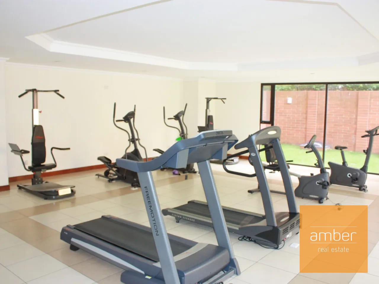 Apartamento amueblado en Almeira, zona 14 — Bodega / Ofibodega en Alquiler en Almeira, Zona 14, Guatemala, Ciudad — foto 4 de 7