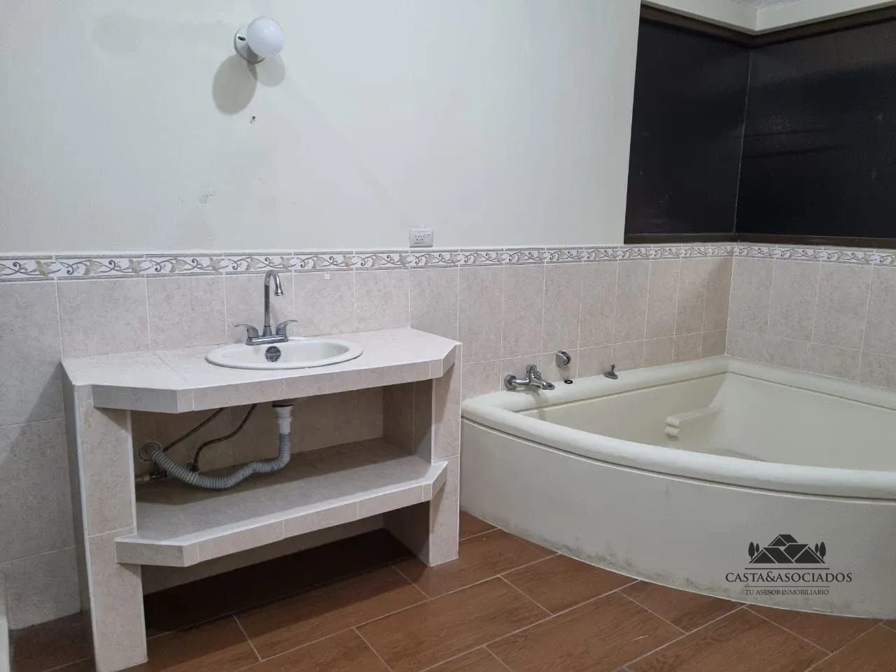 Casa en Venta KM 18.5 Carretera a Lo de Dieguez — Casa en Venta en Carretera a El Salvador, Guatemala, Ciudad — foto 3 de 17