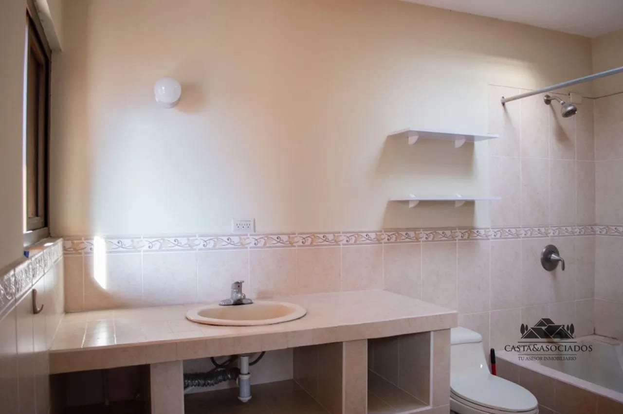 Casa en Venta KM 18.5 Carretera a Lo de Dieguez — Casa en Venta en Carretera a El Salvador, Guatemala, Ciudad — foto 12 de 17