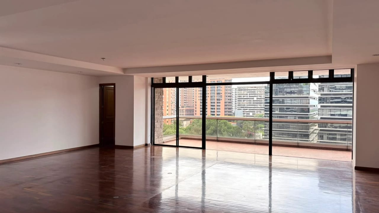 Lindo Apartamento Tiffany 1 — Apartamento en Alquiler en Tiffany, Zona 10, Guatemala, Ciudad — foto 8 de 9