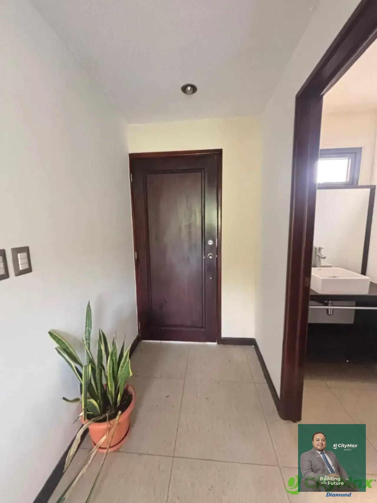 Casa en Venta y Renta Km 18.5 Los Encinos — Casa en Venta en Carretera a El Salvador, Guatemala, Ciudad — foto 2 de 4