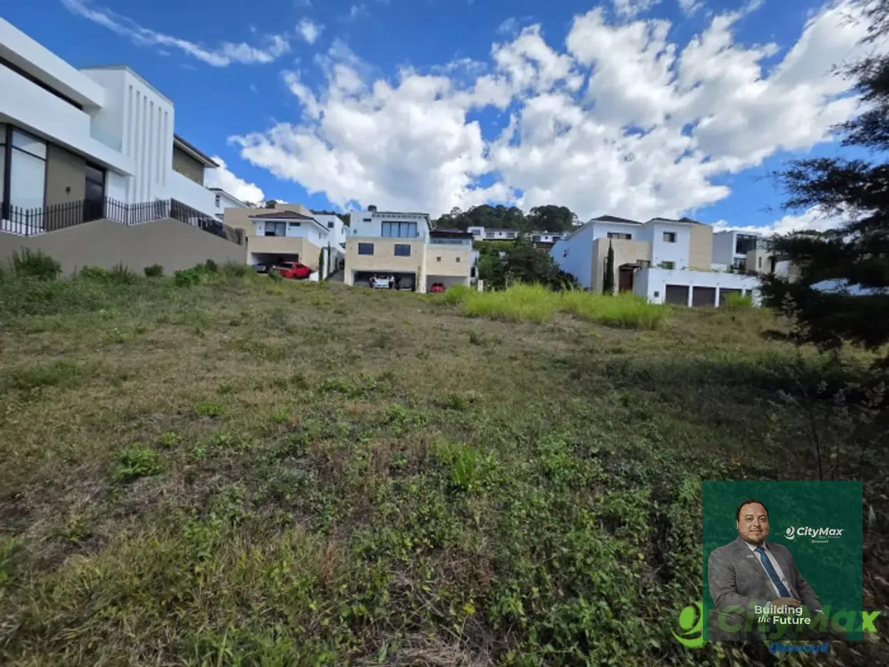 Terreno Residencial en Venta Lomas de San Isidro Zona 16 — Terreno en Venta en Lomas de San Isidro, Zona 16, Guatemala, Ciudad — foto 4 de 4