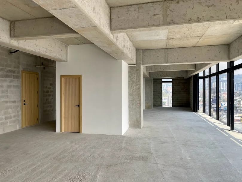 Oficina en alquiler, Edificio 01010, zona 10 — Oficina en Alquiler en Edificio 01010 (Cero Diez Diez), Zona 10, Guatemala, Ciudad — foto 3 de 12