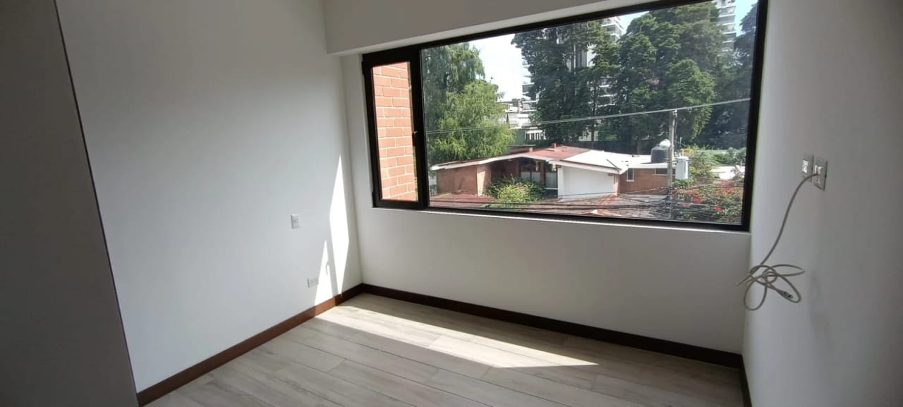 Apartamento en alquiler, Edificio Novus, zona 14 — Apartamento en Alquiler en Novus, Zona 14, Guatemala, Ciudad — foto 5 de 10