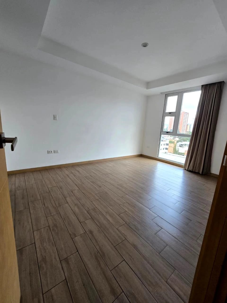 Apartamento en alquiler, Edificio City Haus, zona 10 — Apartamento en Alquiler en City Haus, Zona 10, Guatemala, Ciudad — foto 6 de 10