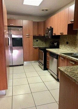 Apartamento en alquiler – Edificio San Ángel, Zona 14 - Image 3