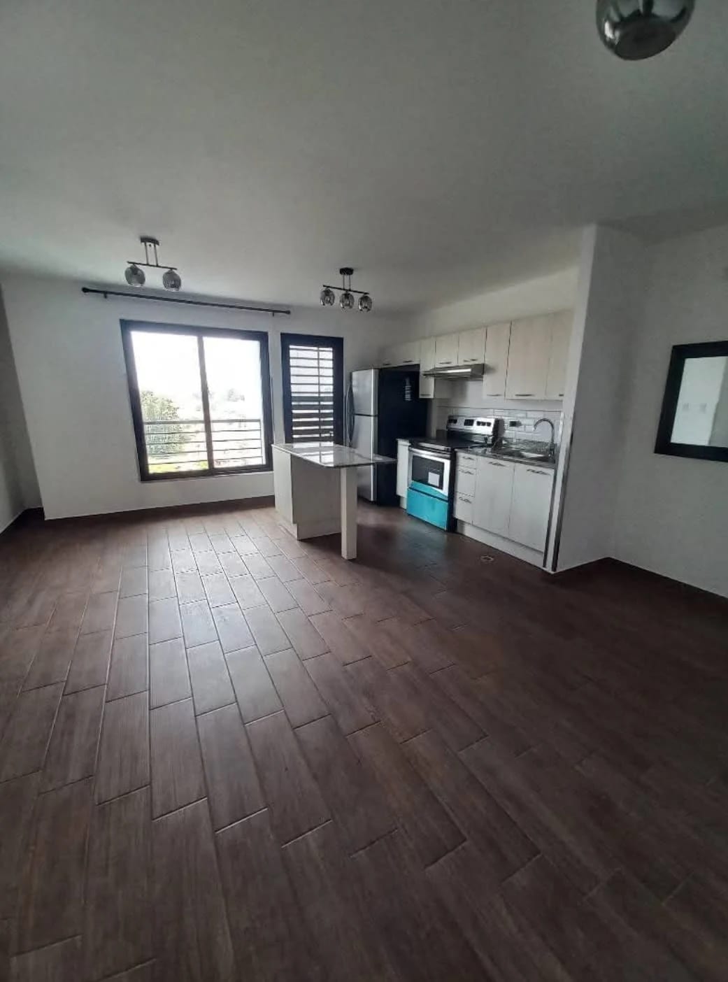 Apartamento en Alquiler – Edificio Balmes 47, Zona 11 — Apartamento en Alquiler en Balmes 47, Zona 11, Guatemala, Ciudad — foto 1 de 13