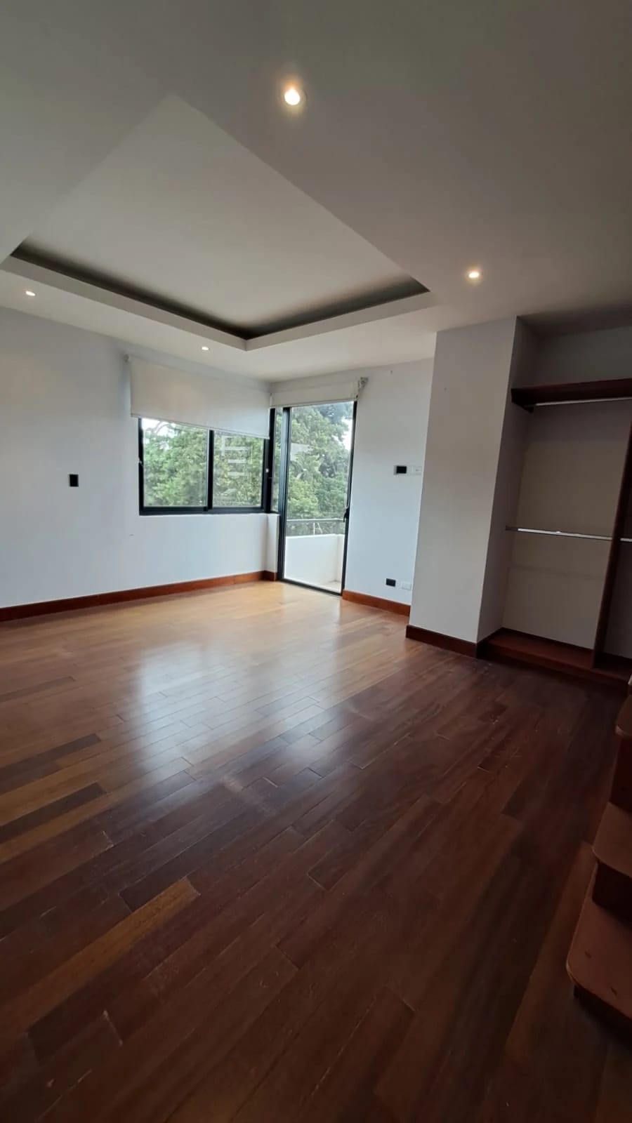 Amplio Apartamento en Alquiler – Oakland, Zona 10 — Apartamento en Alquiler en Zona 10, Guatemala, Ciudad — foto 13 de 15