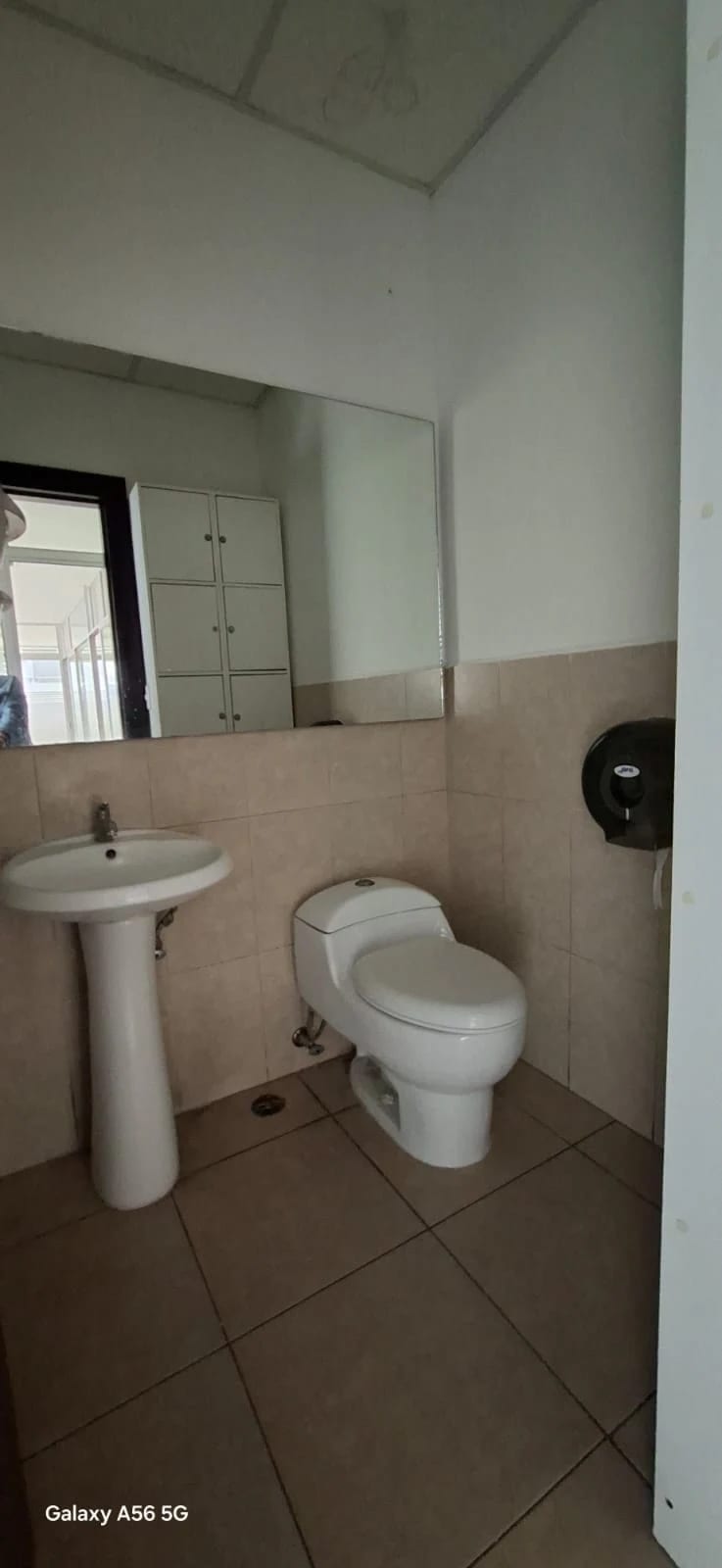 Oficina en venta, Edificio Dubai Center, Zona 10 — Oficina en Venta en Dubai Center, Zona 10, Guatemala, Ciudad — foto 4 de 8