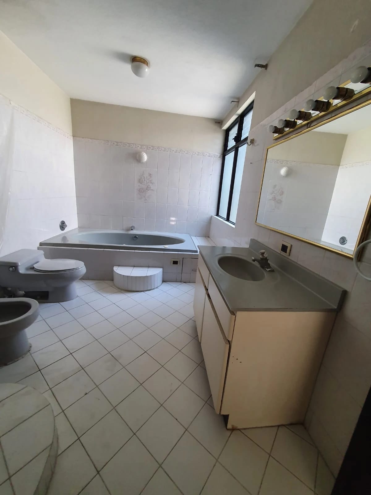 Casa en venta, Colonia El Carmen, zona 12 — Casa en Venta en El Carmen, Zona 12, Guatemala, Ciudad — foto 10 de 14