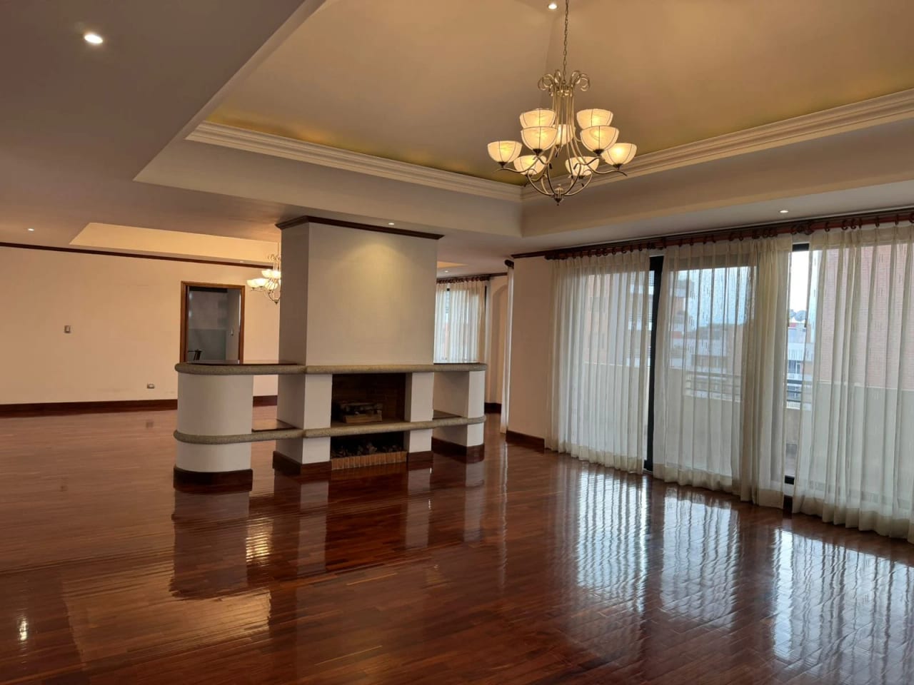 Apartamento Penthouse en venta, zona 10 — Apartamento en Venta en Zona 10, Guatemala, Ciudad — foto 1 de 10