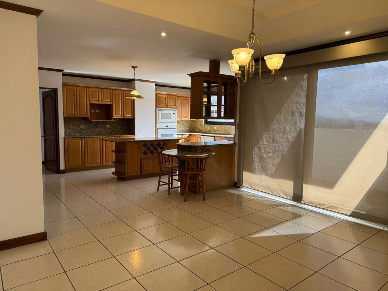 Apartamento Penthouse en venta, zona 10 — Apartamento en Venta en Zona 10, Guatemala, Ciudad — foto 4 de 10