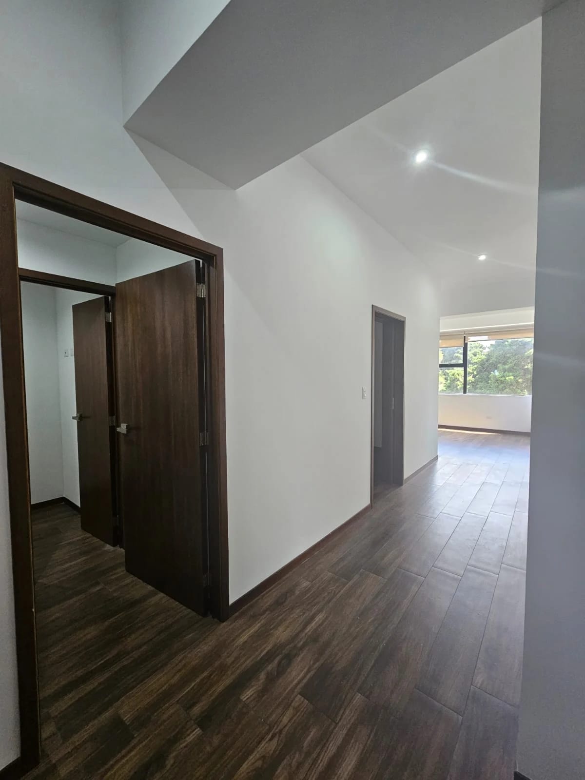 Exclusivo Apartamento en alquiler, Edificio Casa Acueducto, zona 10 — Apartamento en Alquiler en Casa Acueducto, Zona 10, Guatemala, Ciudad — foto 4 de 9