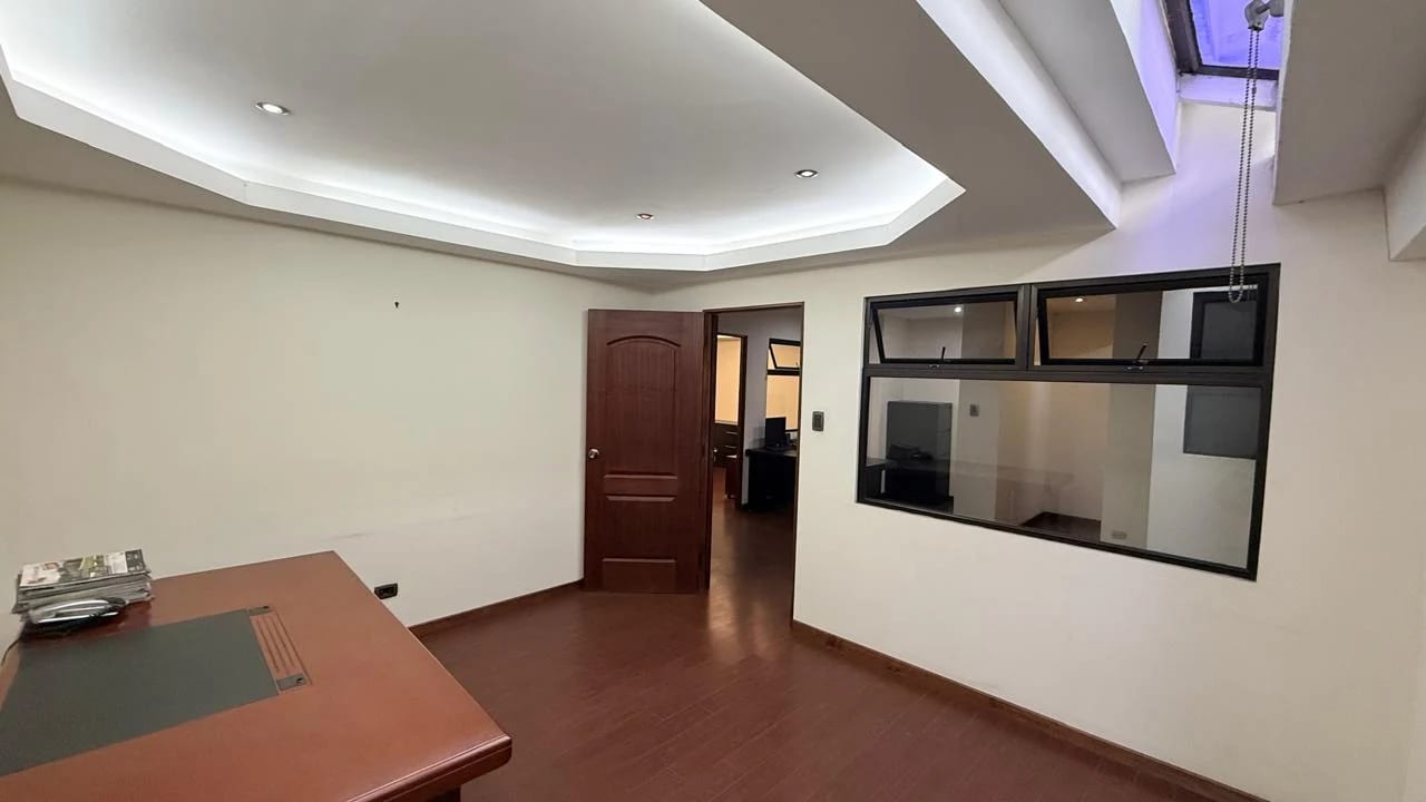 Oficina en alquiler, Edificio Reformador, zona 9 — Oficina en Alquiler en Zona 9, Guatemala, Ciudad — foto 7 de 8