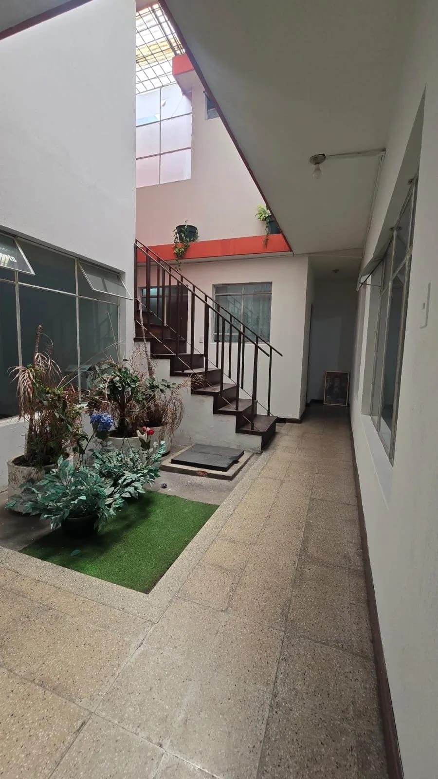 Casa en venta zona 7, Calzada Mateo Flores — Casa en Venta en Zona 7, Guatemala, Ciudad — foto 1 de 9