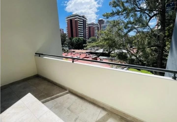 Apartamento en alquiler, Edificio Cobella, zona 14 — Apartamento en Alquiler en Cobella, Zona 14, Guatemala, Ciudad — foto 10 de 13