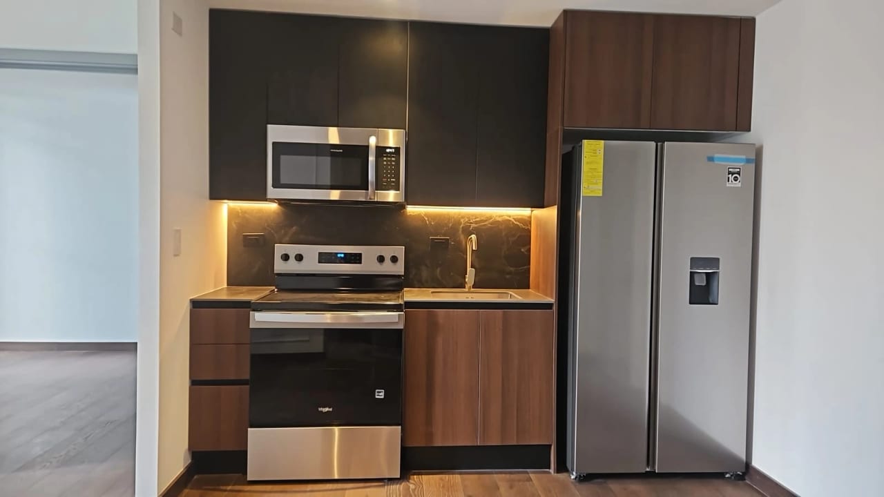 Apartamento de Lujo en alquiler, Edificio Atarah, zona 10 — Apartamento en Alquiler en Atarah, Zona 10, Guatemala, Ciudad — foto 1 de 15