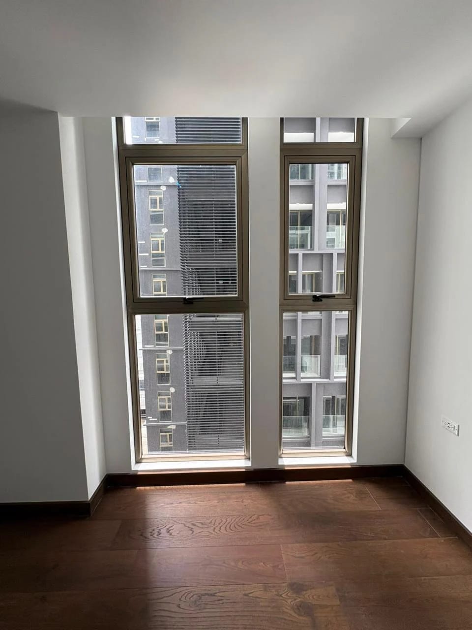 Apartamento de Lujo en alquiler, Edificio Atarah, zona 10 — Apartamento en Alquiler en Atarah, Zona 10, Guatemala, Ciudad — foto 9 de 15
