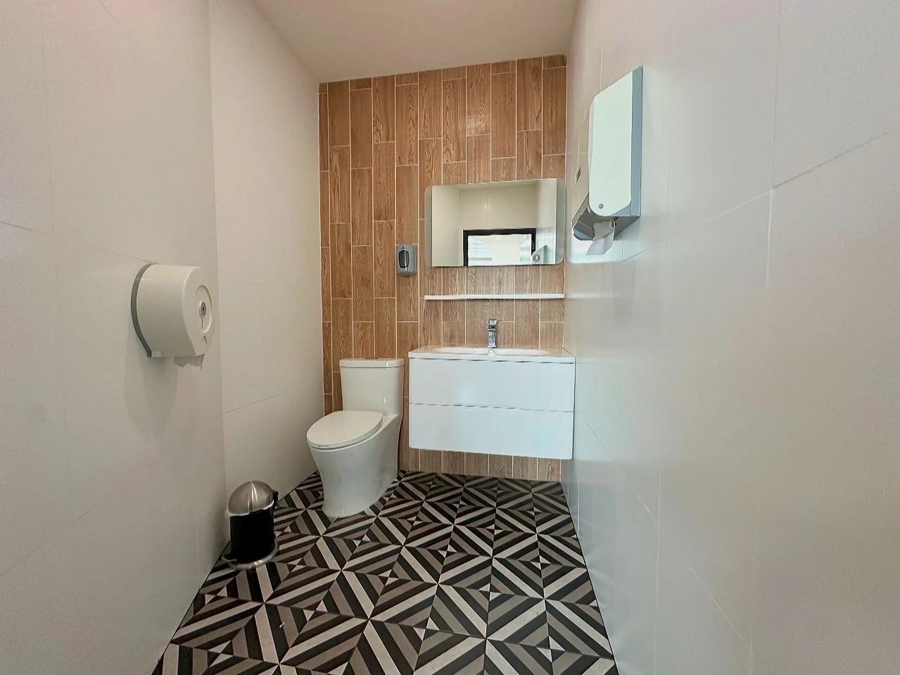 Oficina en venta, Zona Pradera, zona 10 — Oficina en Venta en Zona Pradera, Zona 10, Guatemala, Ciudad — foto 4 de 7