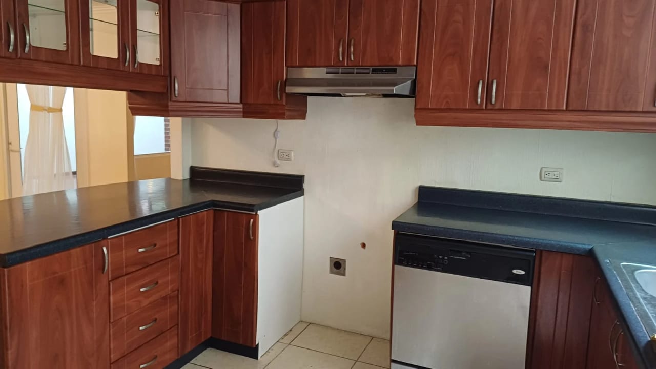 Casa en alquiler, Condominio Brisas del Campo Km 19.5 CAES — Casa en Alquiler en Brisas del Campo, Carretera a El Salvador, Guatemala, Ciudad — foto 2 de 12